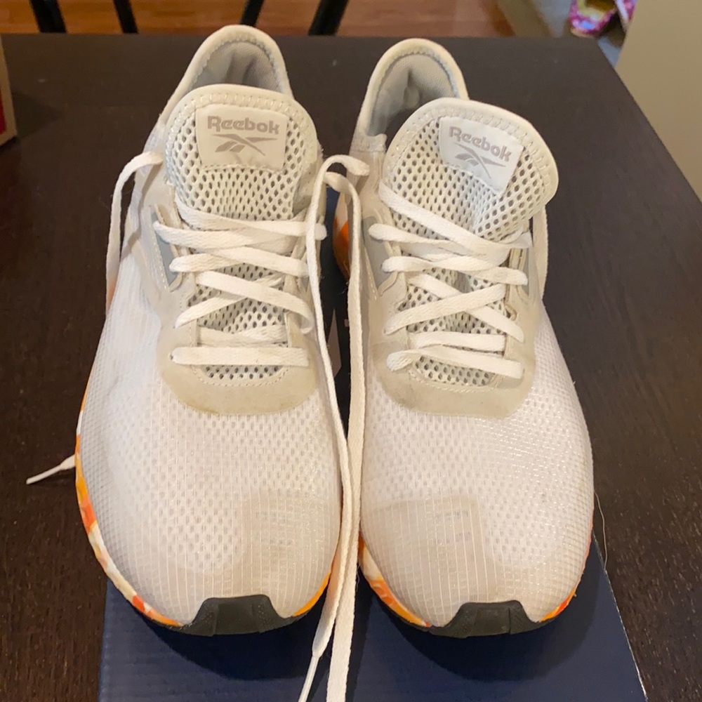 Reebok sz 8.5 running Shoes Flashfilm